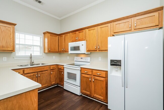 Building Photo - 743 Patriot's Point St