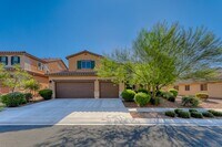 Building Photo - 4 Bed / 3 Bath Home with Loft, Downstairs Bedroom & 3 Car Garage – Sunrise Highlands
