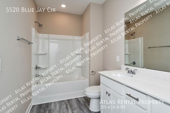 Building Photo - 5520 Blue Jay Cir