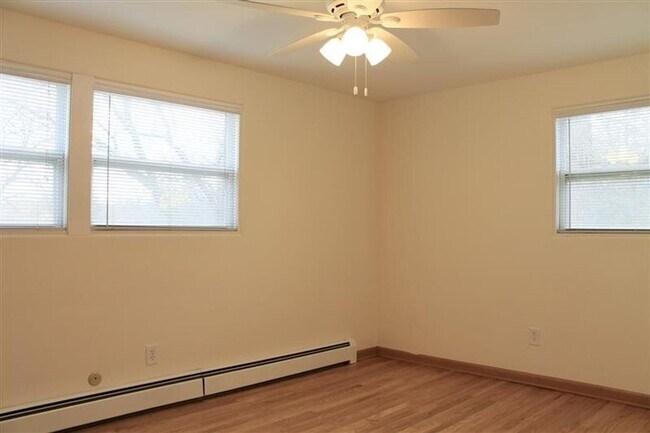 Building Photo - Newly Remodeled 2 Bedroom with washer & dryer behind Hilldale Mall!