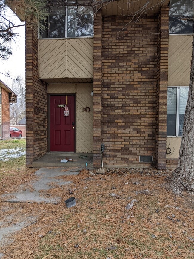 Building Photo - 1728 N 550 W