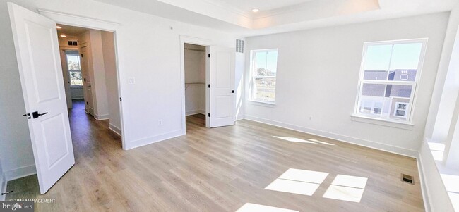 Building Photo - 1726 Blacksmith Wy