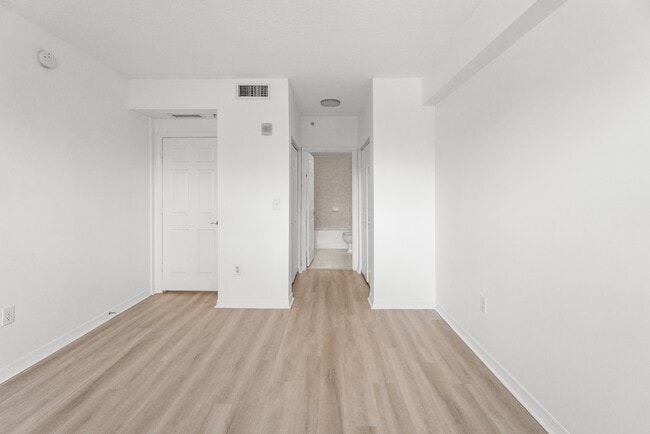 Building Photo - 6851 SW 44th St