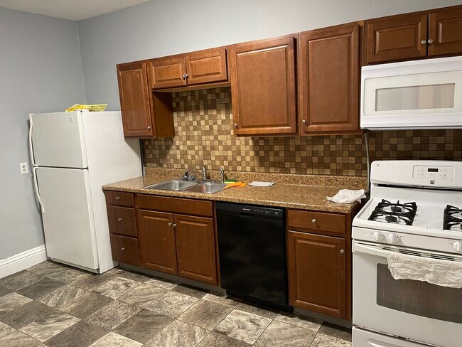 Building Photo - 1220 11th St