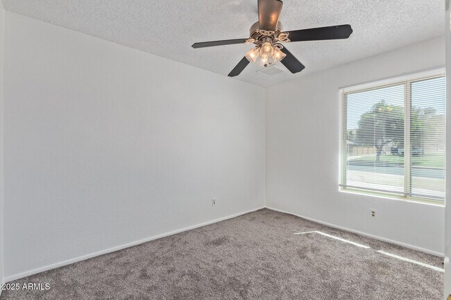 Building Photo - 16216 N 33rd Dr