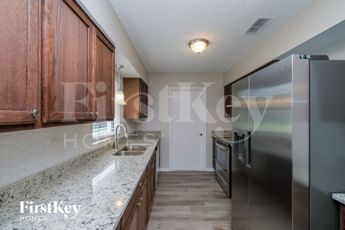 Building Photo - 11616 Linda Ln