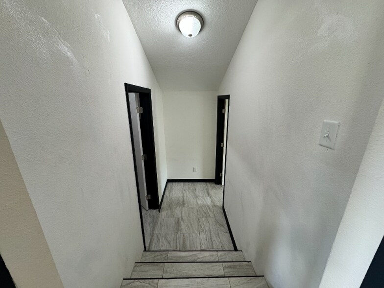 Building Photo - 2923 Rosselle St