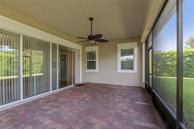 Building Photo - 2460 Promenade Dr