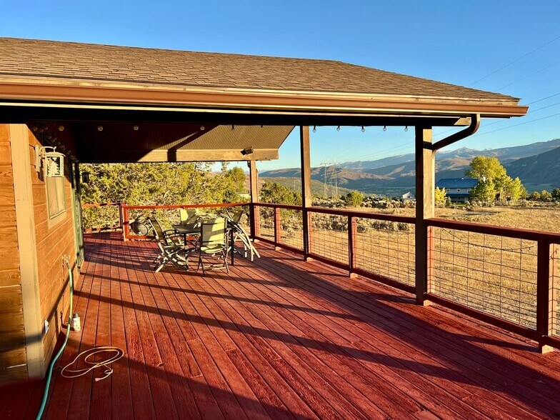 Building Photo - 260 Alto Ln