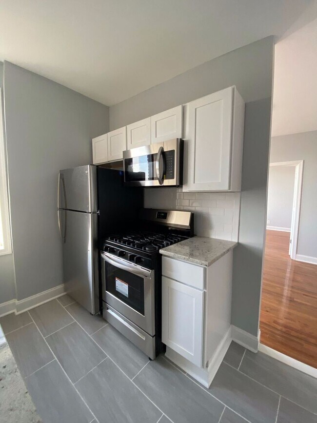 Building Photo - 525 - Golden Crest 525 60th Street, LLC