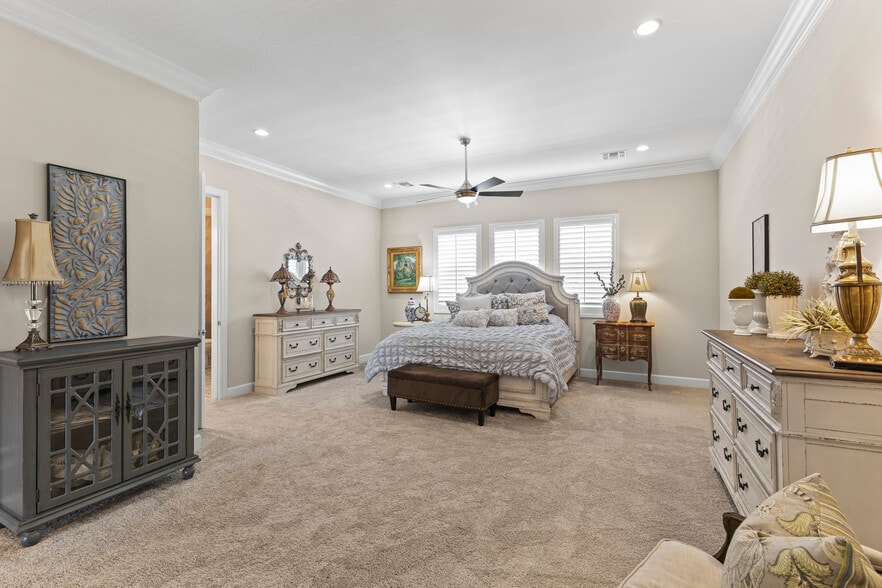 Building Photo - 10921 N Blakely St