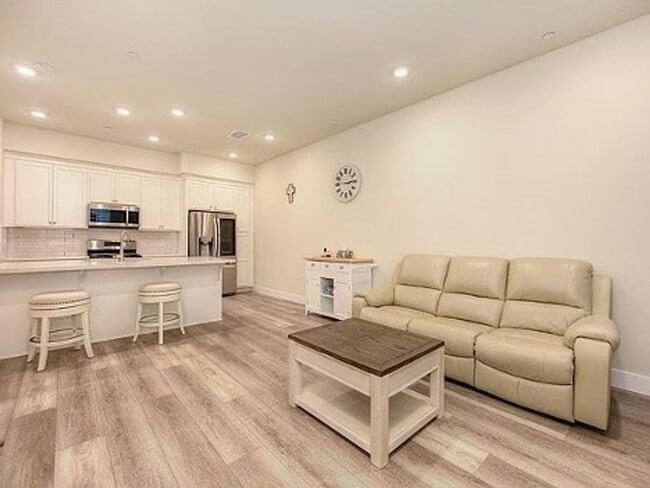 Building Photo - Upscale 2/2 Apartment in The Cannery!-$500 Off 1st Month's Rent