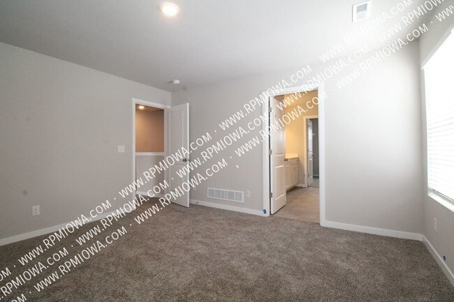 Building Photo - 3009 NW 29th St
