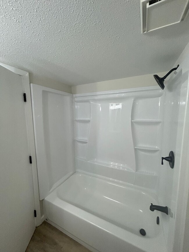 Building Photo - 1208 N Brunswick Ln