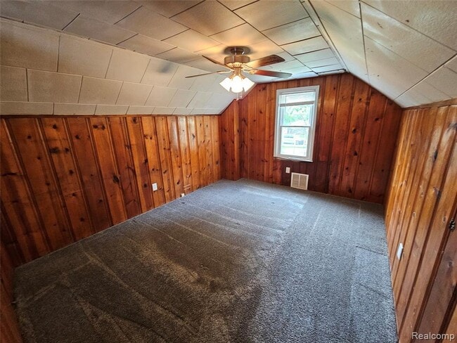 Building Photo - 7415 Artesian St