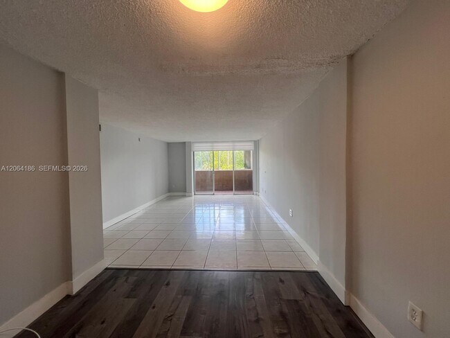 Building Photo - 6861 SW 147th Ave