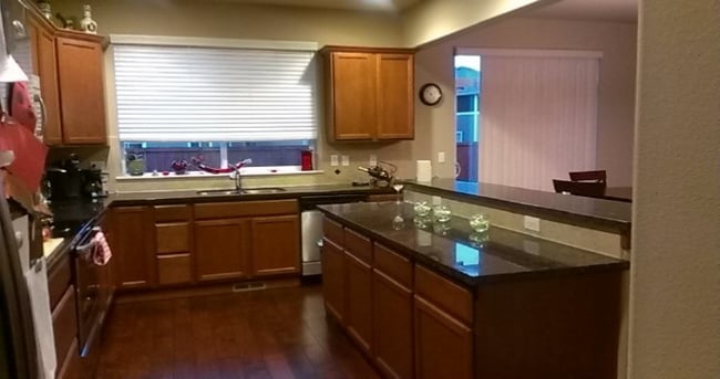 Building Photo - Now taking apps. Freestone Station, All ne...