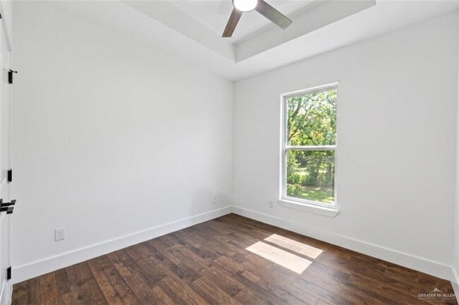 Building Photo - 28 N Pedaso del Sol St