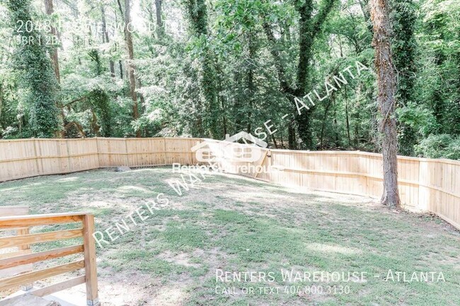 Building Photo - 2048 Flowerwood Trail