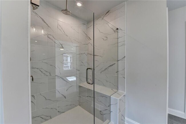 Building Photo - 400 Renwood Trl