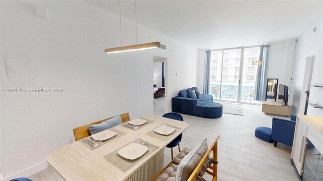 Building Photo - 4001 S Ocean Dr