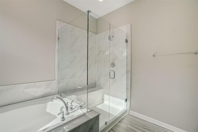 Building Photo - 1016 Griffon Ave