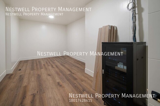 Building Photo - Brand New Luxury Home in Woodland Hills