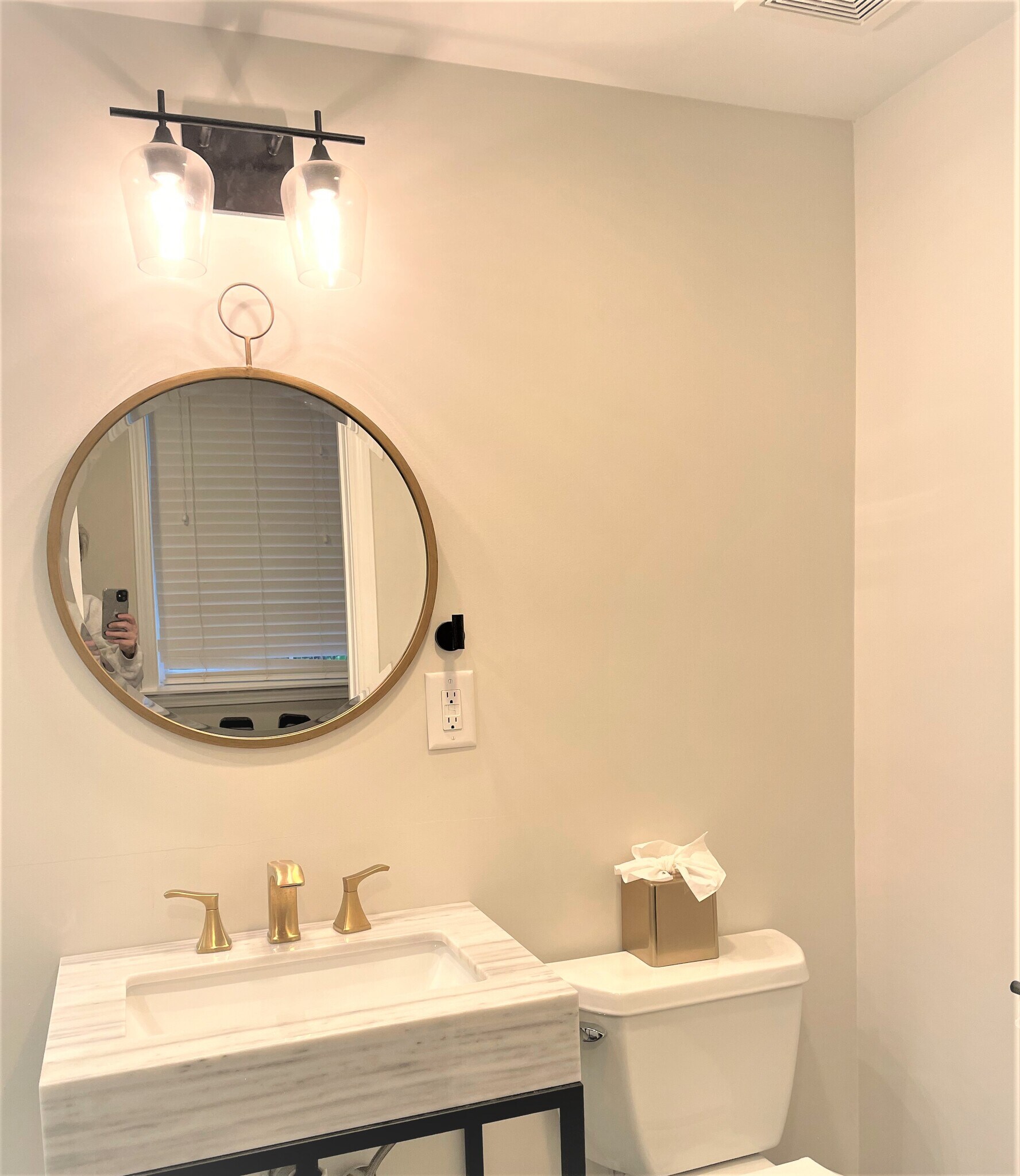 Building Photo - 4044 Emma Ln NE