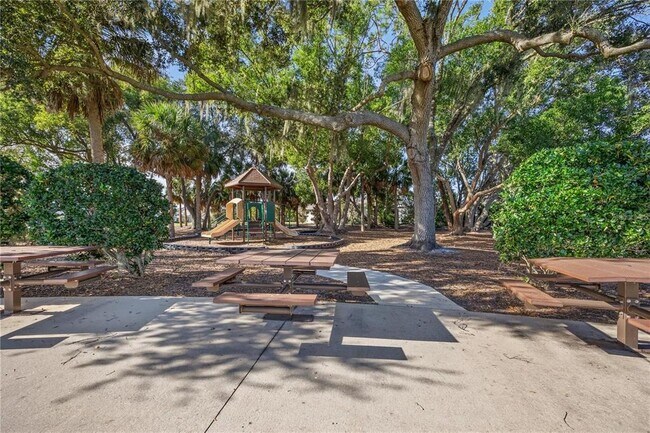Building Photo - 12913 Utopia Lp