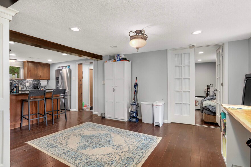 Dining room can be furnished with a large table - 14710 13th Ave N