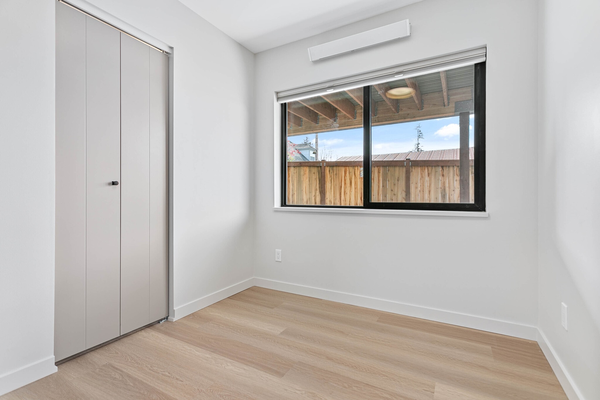 Building Photo - 2517 Vallette St