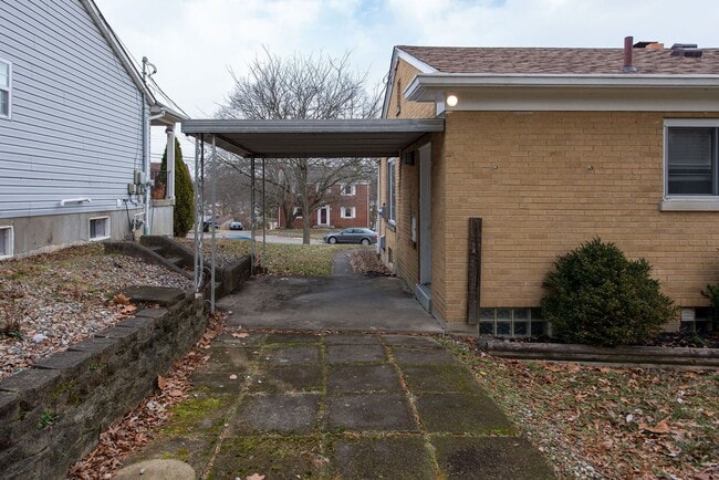 Building Photo - 3031 Irvella Pl