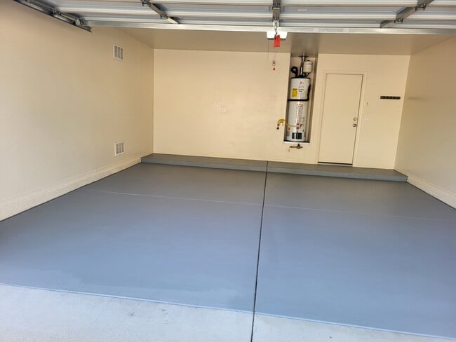 Building Photo - 661 Belmont Way