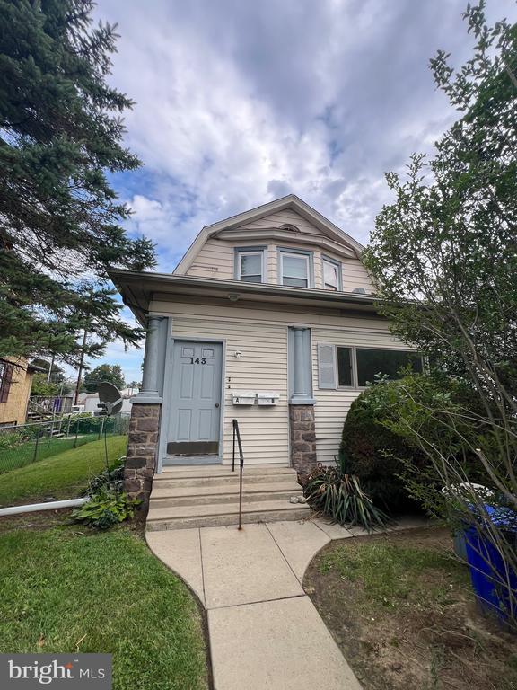 Building Photo - 143 E Moreland Ave