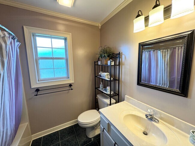 Building Photo - Longs - 3 Bedroom / 2 Bathroom Fully Furnished Home