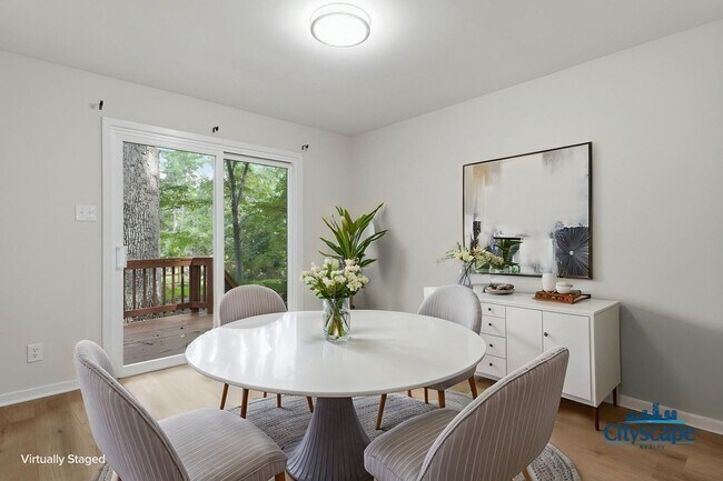 Building Photo - Swanky Brandermill Contemporary Home available NOW