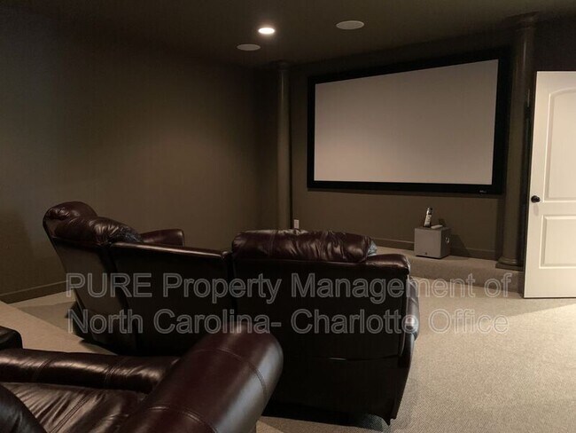 Building Photo - 1289 Winged Foot Dr