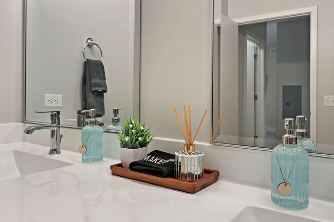 Building Photo - 28294 Ferry Rd