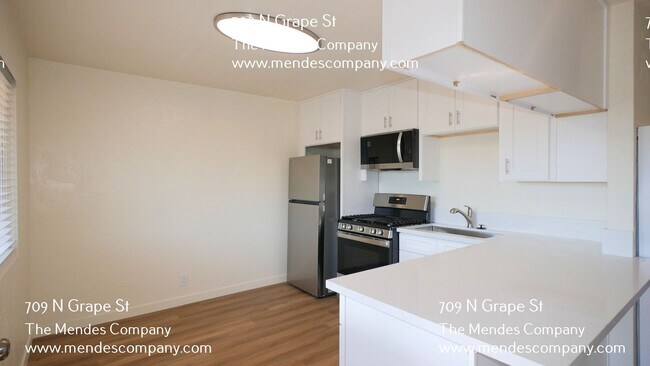Building Photo - 709 N Grape St