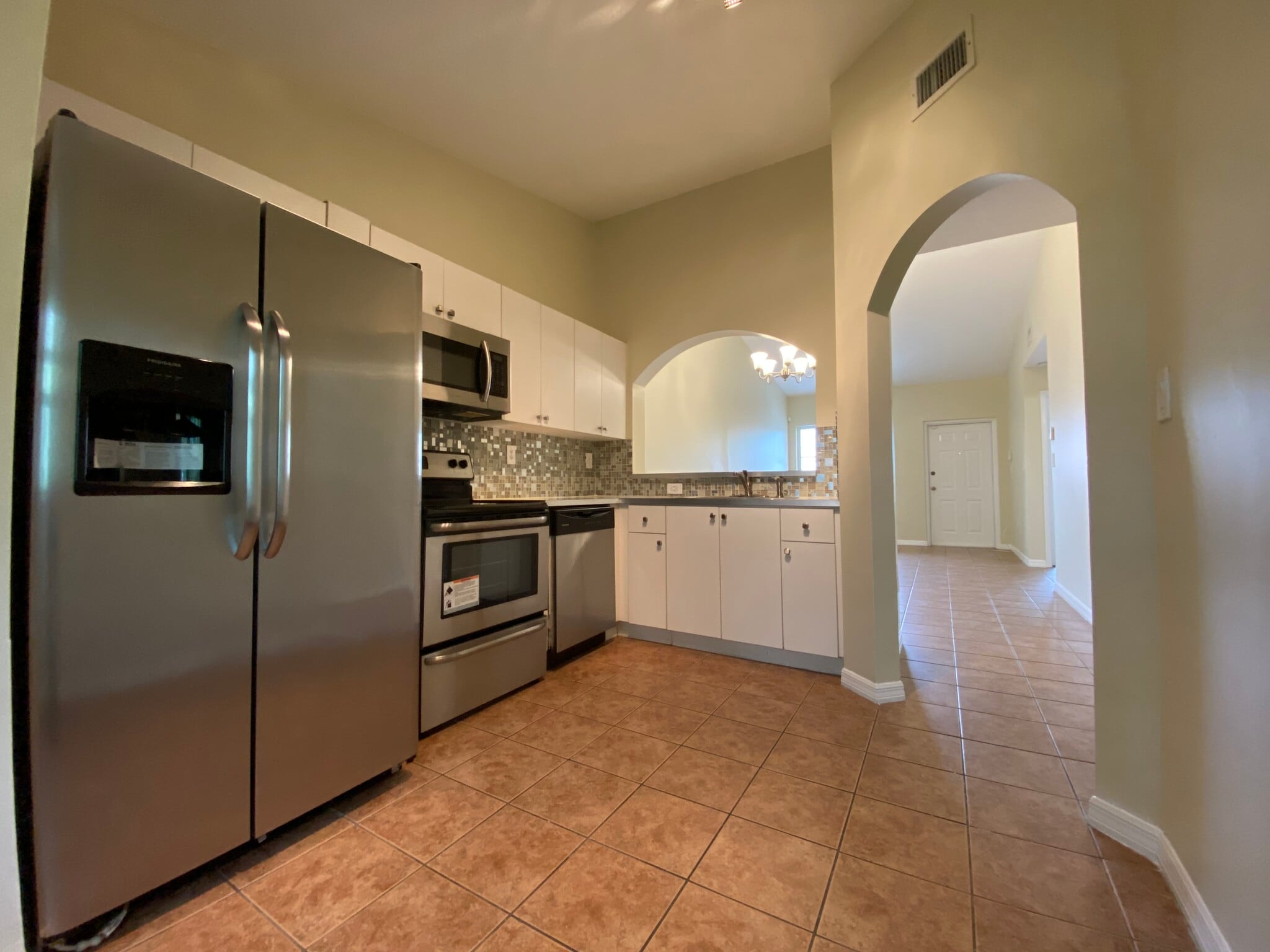 Building Photo - 1320 SE 31st Ct