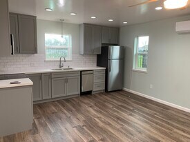 Building Photo - 7125 Bari Ct
