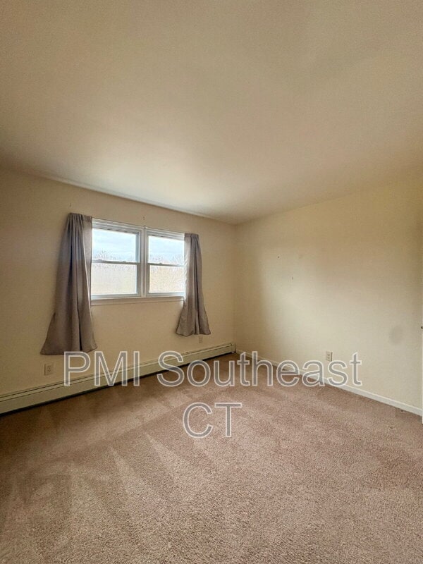 Building Photo - 49 Deer Ridge Rd