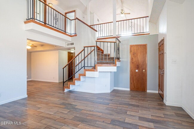 Building Photo - 10968 Whitey Ford St