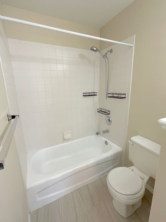 Building Photo - 4 Bedroom Townhome Available Near S Academy Blvd & E Fountain Blvd!