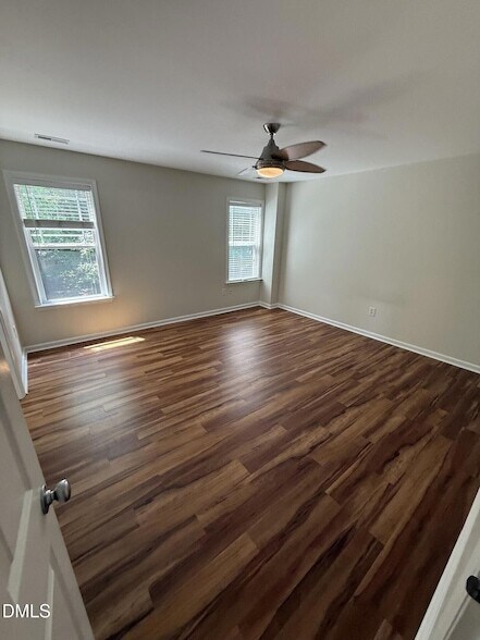 Building Photo - 4046 Landover Ln
