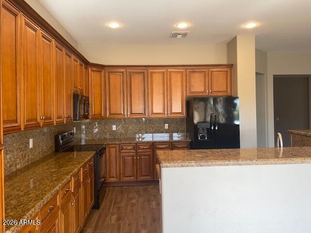 Building Photo - 31295 N Trail Dust Dr