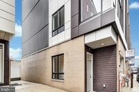 Building Photo - 113 Olive St