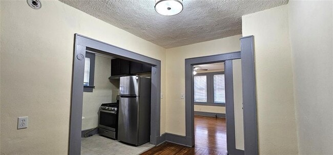 Building Photo - 800 Verner St NW