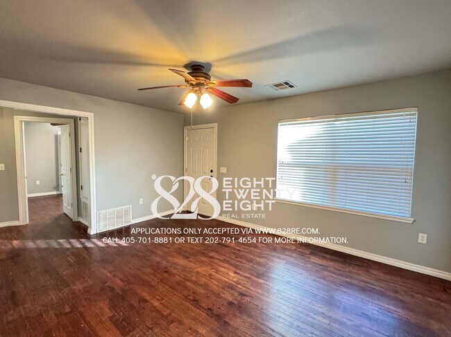 Building Photo - COMING 12/29/25! CUTE 3 BED/2 BATH STONE SINGLE FAMILY W/ GARAGE HOME IN DEL CITY!