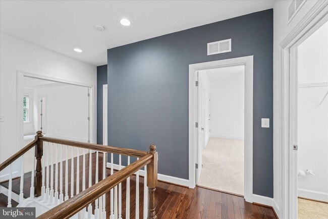 Building Photo - 8901 Hargrove Ct